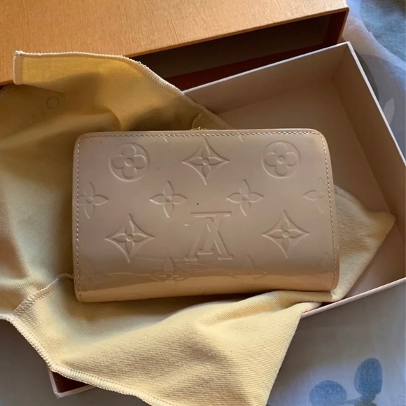 ❌SOLD❌Louis Vuitton vernis French wallet - Picture 2 of 12